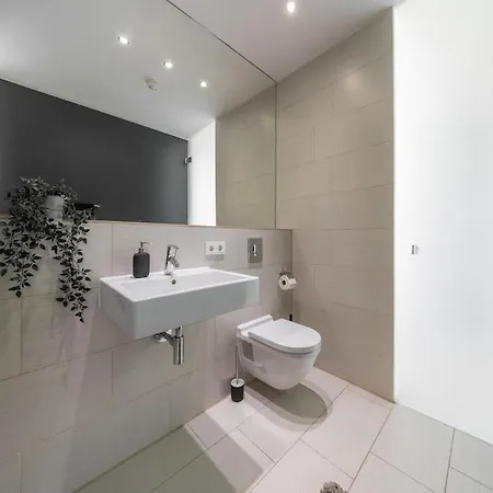 Apartment Arbeitsplatz - Kueche - Fitness